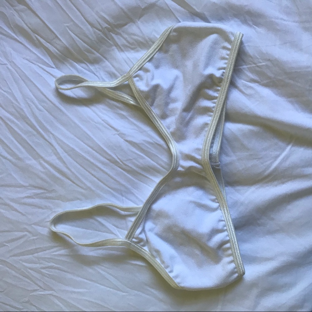 White Los Angeles apparel bralette